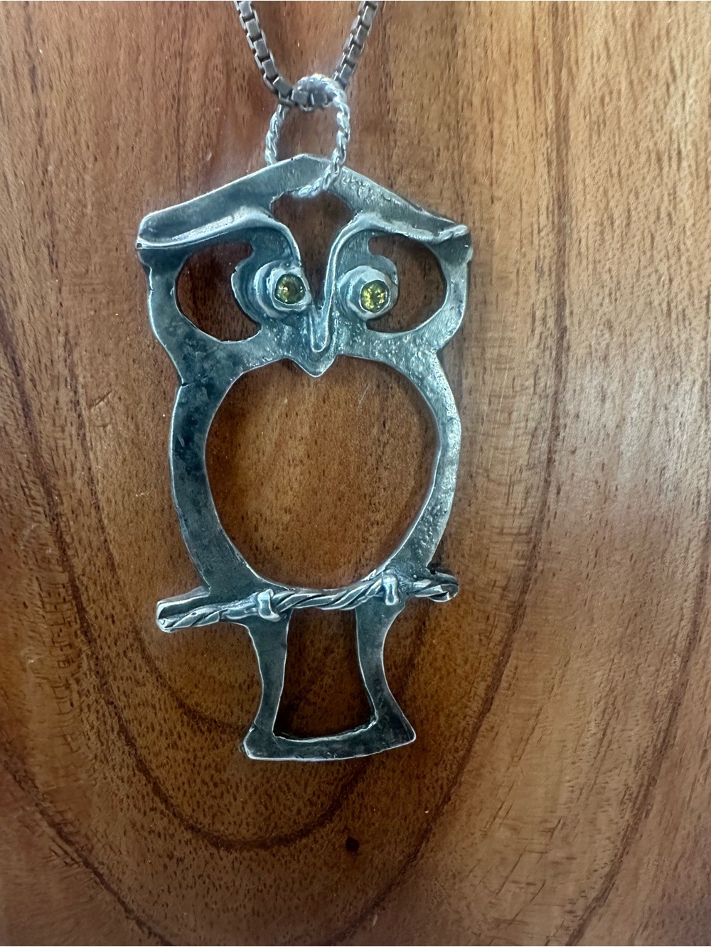 Silver Owl Pendant  with yellow stone Eyes comes with sterling chain